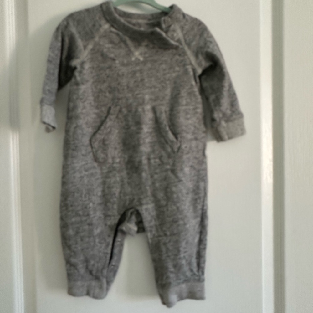 Baby Gap cozy Gray Kids One Piece